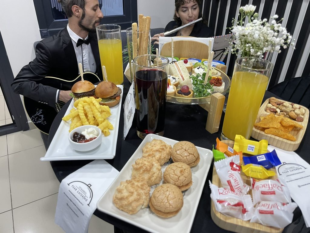 kokteyl catering hizmeti